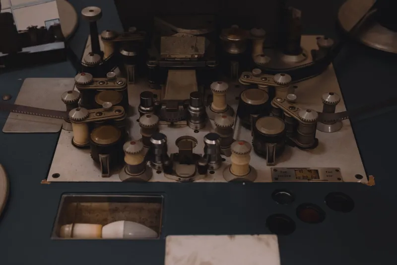 What Got Buried: 10 Deleted Scenes That Quietly Rewrote the Movies You Thought You Knew