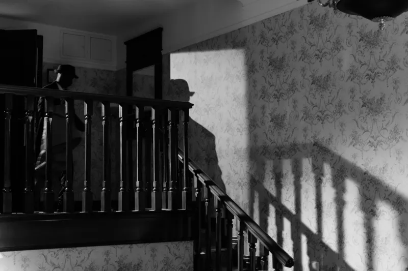 Never in the Room: How Filmmakers Turn Absent Characters Into the Most Powerful Suspects on Screen